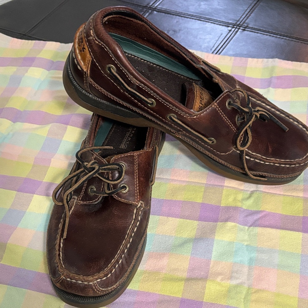 Classic SPERRY Brown Boat Shoes